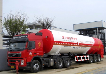 51m3LNG运输半挂车
