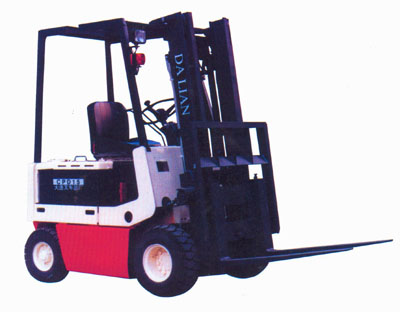 1.5吨蓄电池叉车