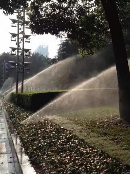 大面积绿化自动喷灌